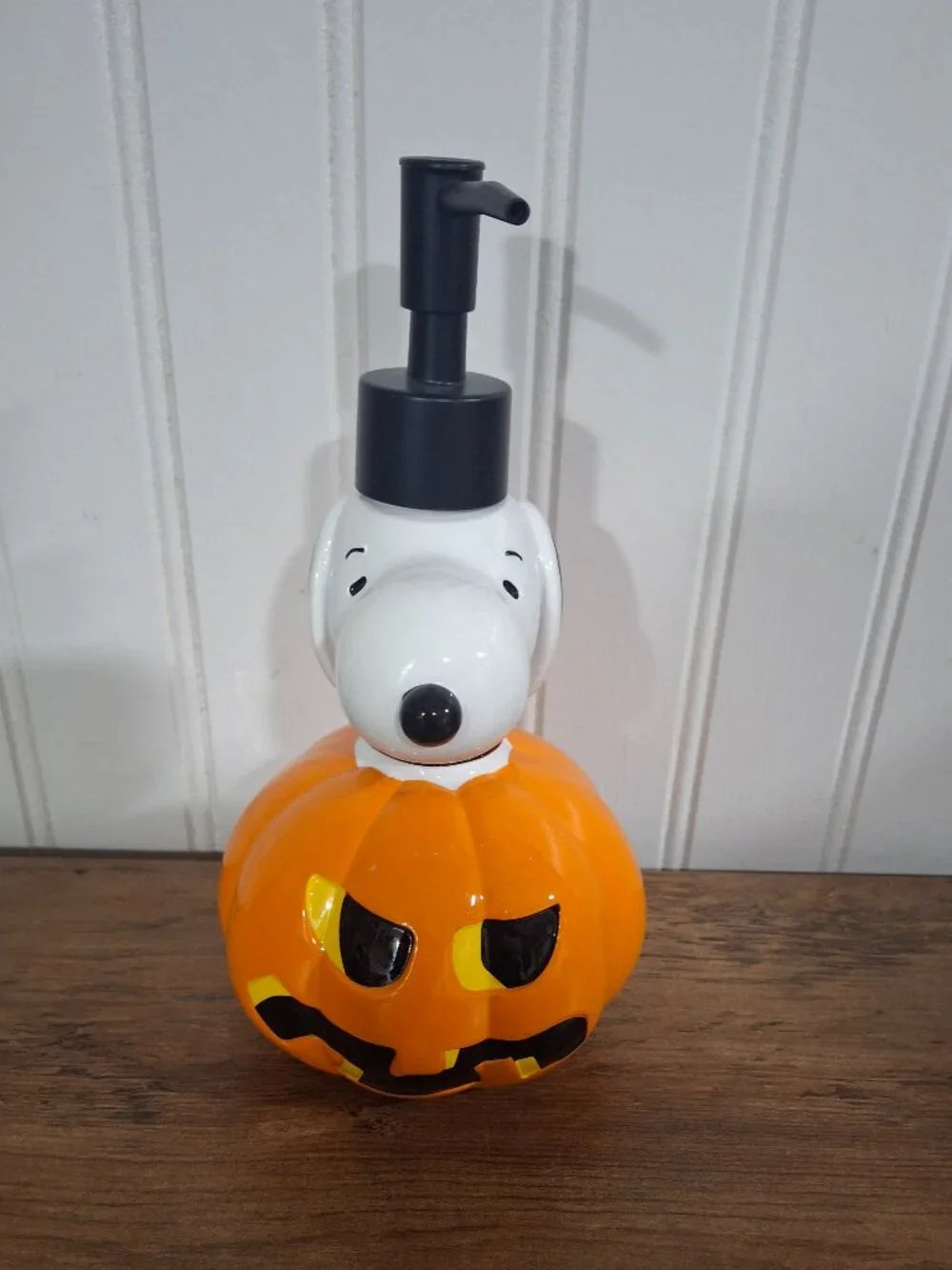 New Peanuts Halloween Soap Lotion Dispenser Snoopy Pumpkin Jack o Lantern
